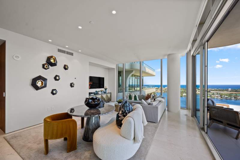 2 bedroom Condominium at 200 Arkona Court #2302, 1515 Flagler Condo, West Palm Beach — photo 4