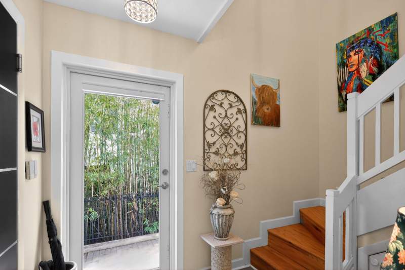 2 bedroom Townhouse at 1524 SE 12th Street #6, La Casa Del Rio Vista Condo, Fort Lauderdale — photo 4