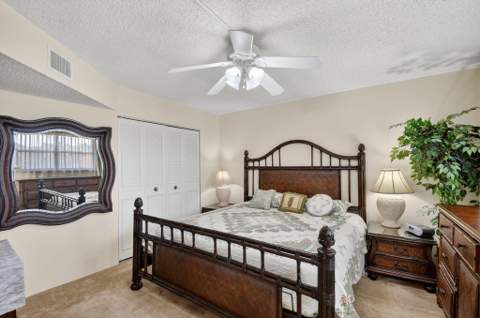 3524 Via Poinciana #303, Lake Worth FL - photo 15 of 46