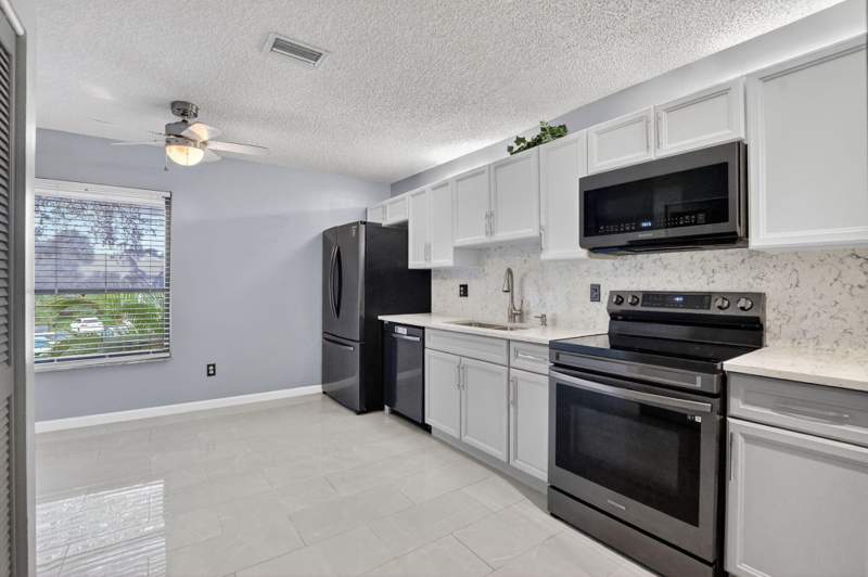2 bedroom Condominium at 9364 Sable Ridge Circle #B, Boca Ridge Condo, Boca Raton — photo 2