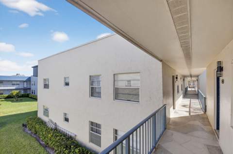 173 Flanders D, Delray Beach FL - photo 8 of 93