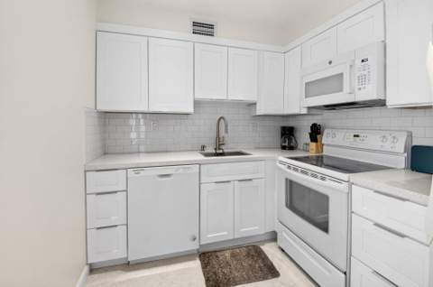 173 Flanders D, Delray Beach FL - photo 20 of 93