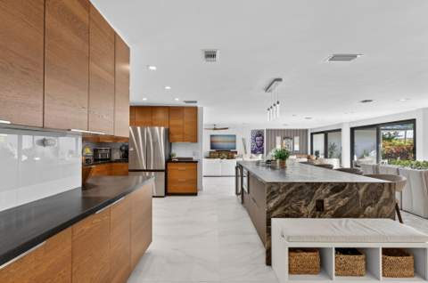 2648 NE 37th Drive, Fort Lauderdale FL - photo 22 of 76