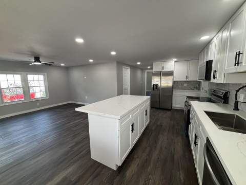 5010 NW 2nd Avenue, Deerfield Beach FL - photo 8 of 40