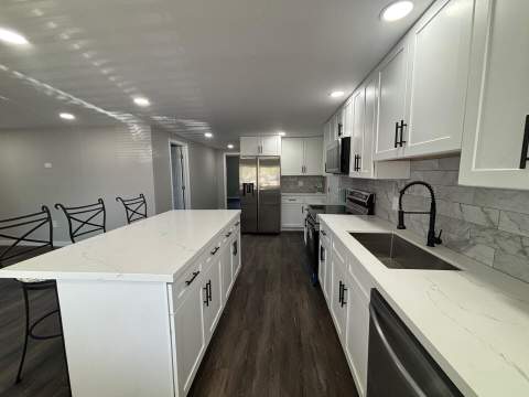 5010 NW 2nd Avenue, Deerfield Beach FL - photo 9 of 40
