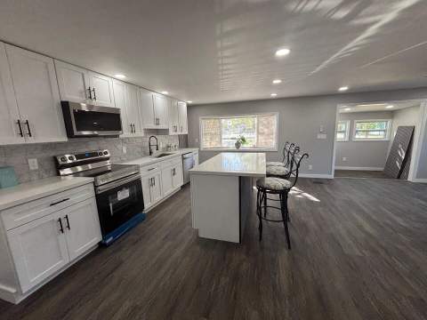 5010 NW 2nd Avenue, Deerfield Beach FL - photo 6 of 40