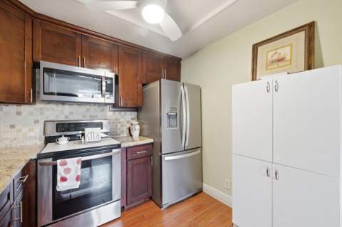 888 Flanders, Delray Beach FL - photo 7 of 59