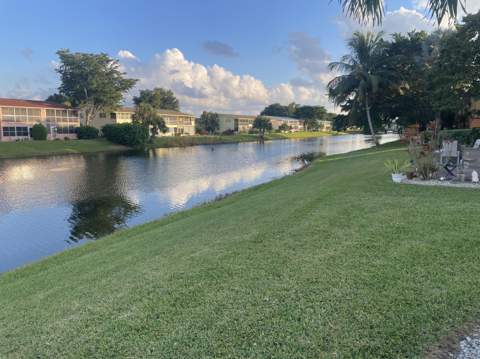 183 Dorchester #H, West Palm Beach FL - photo 13 of 27