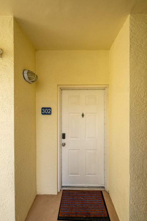 975 NW Flagler Avenue #302, Stuart FL - photo 10 of 50