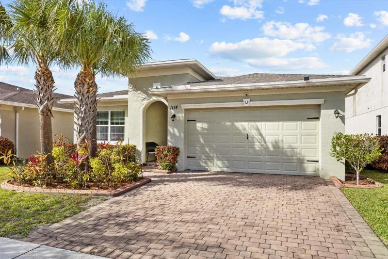 3 bedroom Single Family Residence at 1114 NW Demedici Rd Road, Vizcaya Falls, Port St. Lucie — photo 2