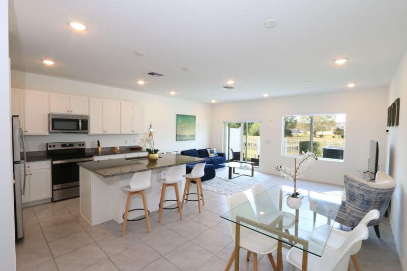 3 bedroom Townhouse at 656 NE Waters Edge Lane, River Place On The St Lucie No. 8, Port St. Lucie — photo 5