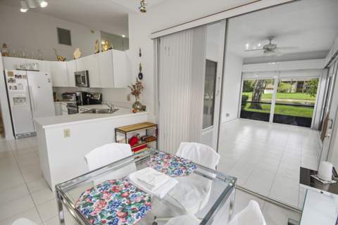 7660 Kings Ride, Boynton Beach FL - photo 6 of 36