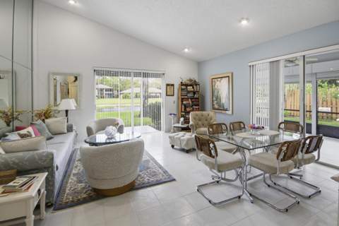 7660 Kings Ride, Boynton Beach FL - photo 7 of 36