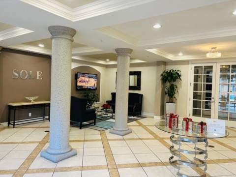 533 NE 3rd Avenue #204, Fort Lauderdale FL - photo 6 of 23