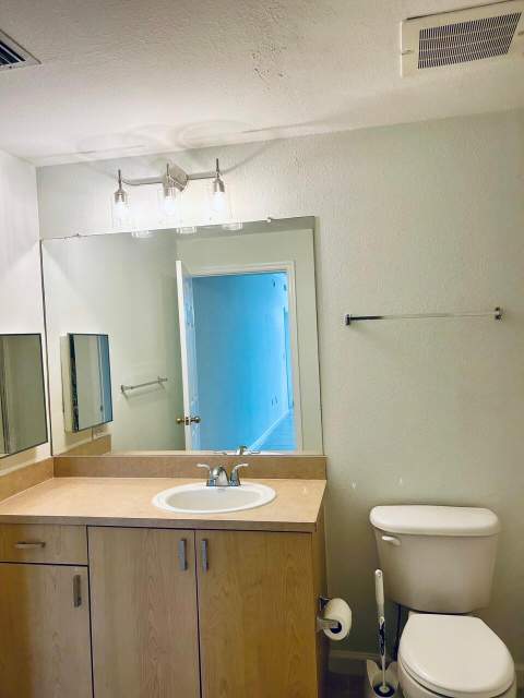 533 NE 3rd Avenue #204, Fort Lauderdale FL - photo 22 of 23