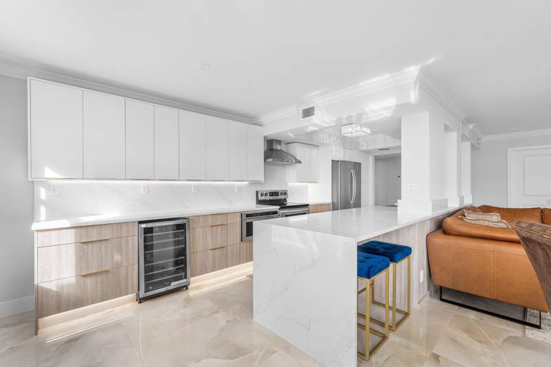 2 bedroom Condominium at 5480 N Ocean Drive #A1c, Dunes Towers Condo, Singer Island — photo 2