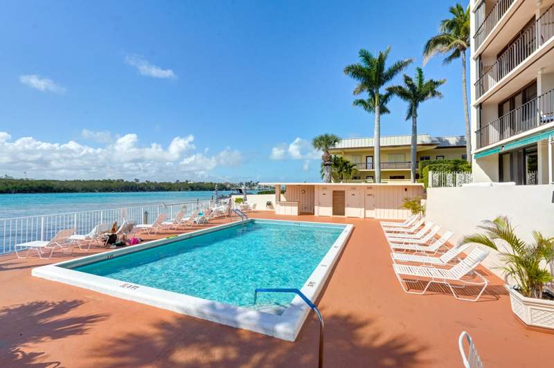 2 bedroom Condominium at 225 Beach Road #503, Ocean Villas Condo Apts, Tequesta — photo 4