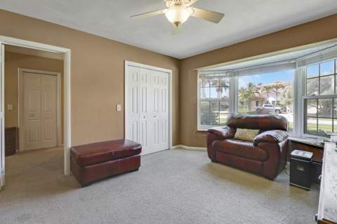 856 Country Club Drive, North Palm Beach FL - photo 13 of 36