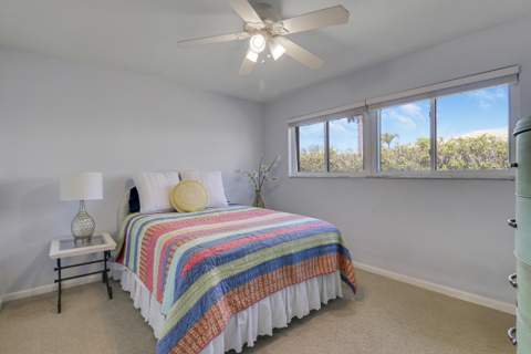 856 Country Club Drive, North Palm Beach FL - photo 16 of 36