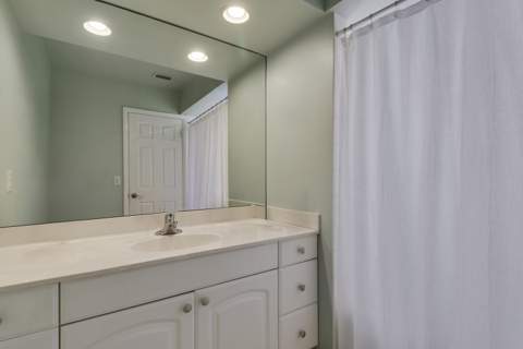 856 Country Club Drive, North Palm Beach FL - photo 18 of 36