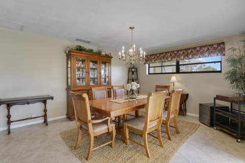 856 Country Club Drive, North Palm Beach FL - photo 20 of 36