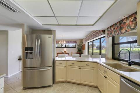 856 Country Club Drive, North Palm Beach FL - photo 22 of 36