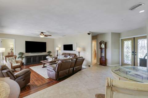 856 Country Club Drive, North Palm Beach FL - photo 24 of 36