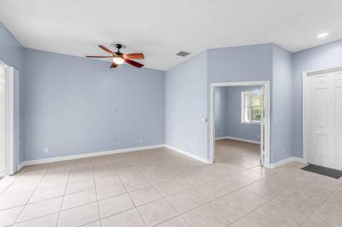 615 NE Canoe Park Circle, Port St. Lucie FL - photo 6 of 38