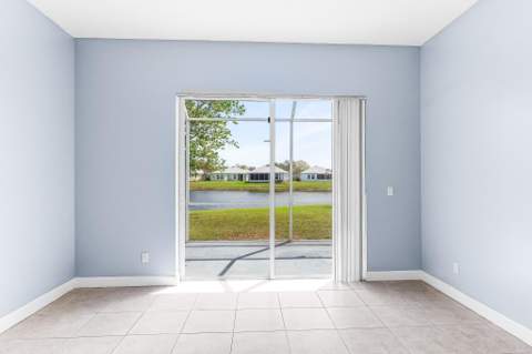 615 NE Canoe Park Circle, Port St. Lucie FL - photo 18 of 38