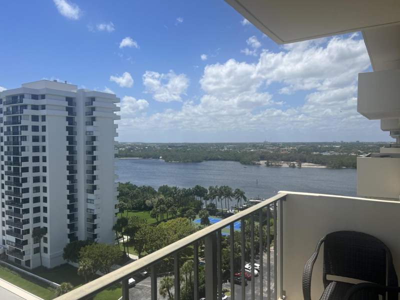 2 bedroom Condominium at 2121 N Ocean Boulevard #1405e, Boca Towers Condo Portion, Boca Raton — photo 3
