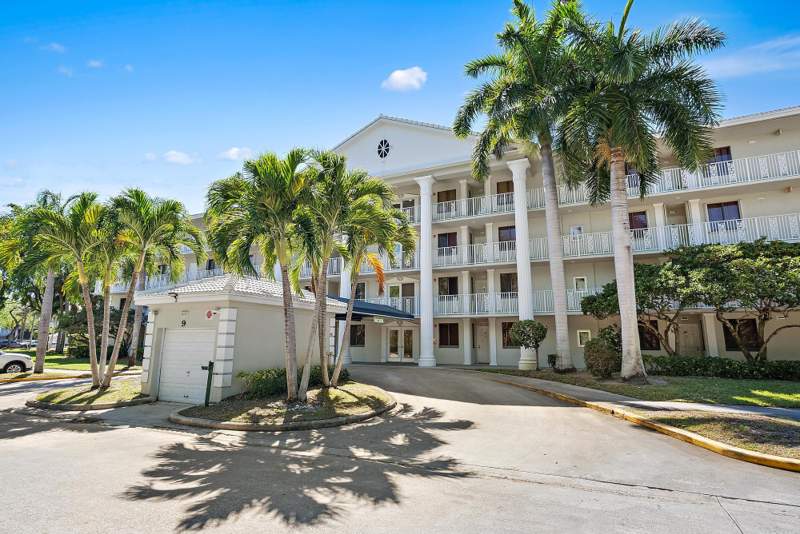 2 bedroom Condominium at 2761 Village Boulevard #303, Whitehall Village, West Palm Beach — photo 5
