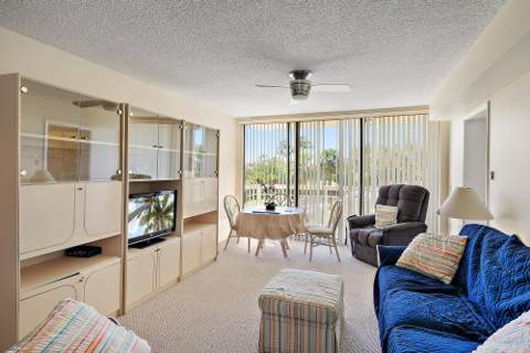 2761 Village Boulevard #303, West Palm Beach FL - photo 6 of 12