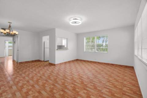 346 Windsor O, West Palm Beach FL - photo 10 of 39