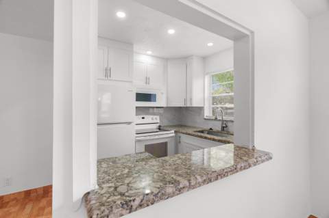 346 Windsor O, West Palm Beach FL - photo 6 of 39