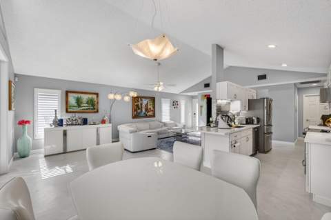 7198 SE Quincy Terrace, Hobe Sound FL - photo 24 of 87