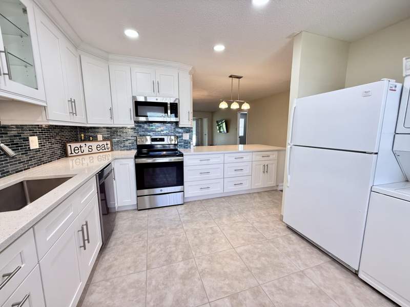 2 bedroom Condominium at 1740 NW 19th Terrace #202, Pines Of Delray North Condo, Delray Beach — photo 3