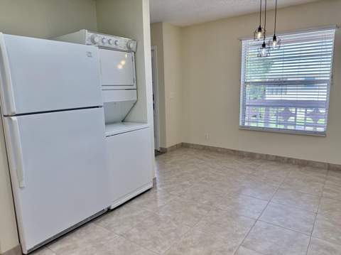 1740 NW 19th Terrace #202, Delray Beach FL - photo 8 of 30