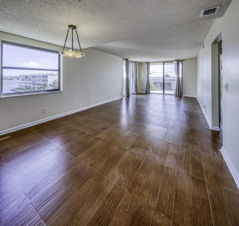 2 bedroom Condominium at 890 N Federal Highway #412, Hidden Harbour Of The Palm Beaches Cond Decl Filed 5-28-81, Lantana — photo 2