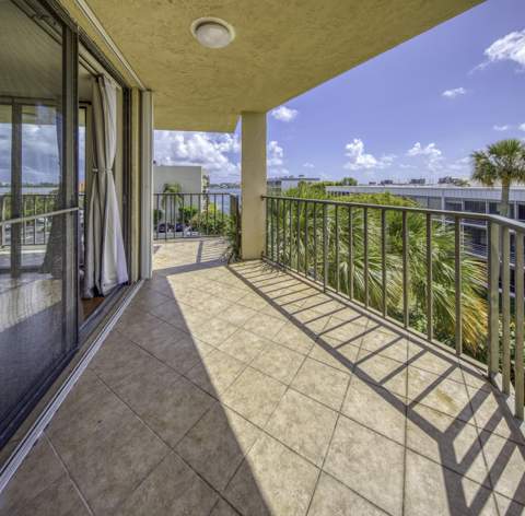 890 N Federal Highway #412, Lantana FL - photo 10 of 46