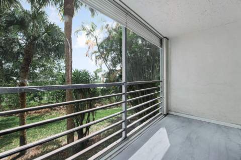 4640 Lucerne Lakes Boulevard #206, Lake Worth FL - photo 23 of 42