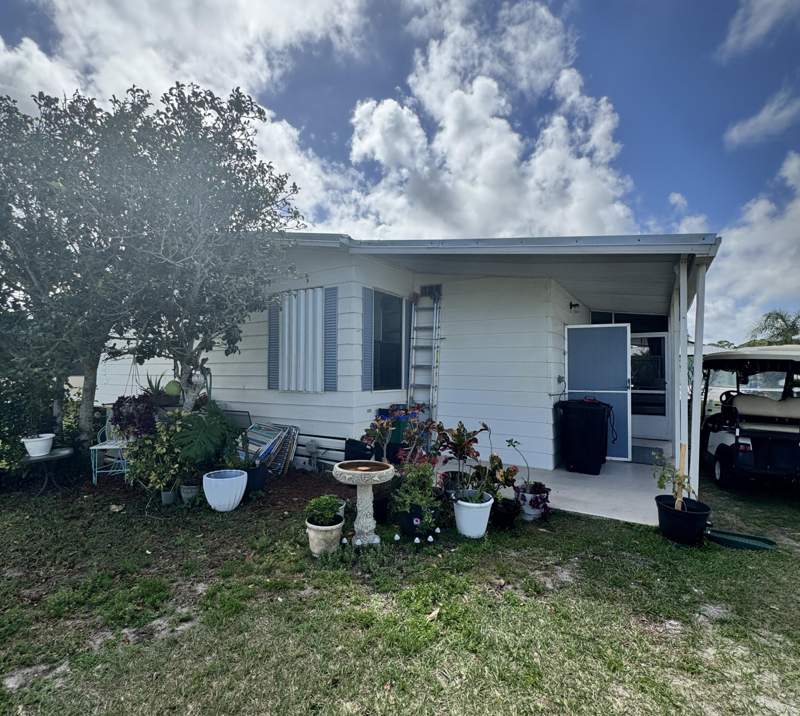 2 bedroom Manufactured Home at 43 Verde Vista, Spanish Lakes Country Club Village, Fort Pierce — photo 5