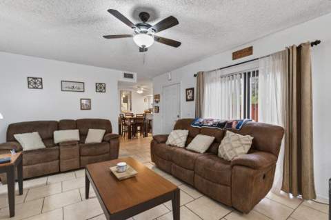 3838 Victoria Drive, West Palm Beach FL - photo 9 of 34