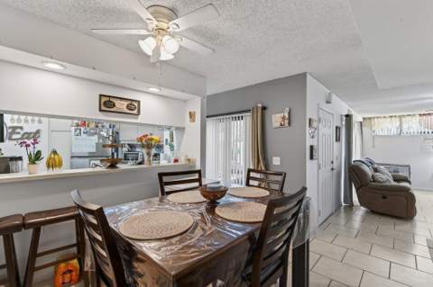 3838 Victoria Drive, West Palm Beach FL - photo 11 of 34