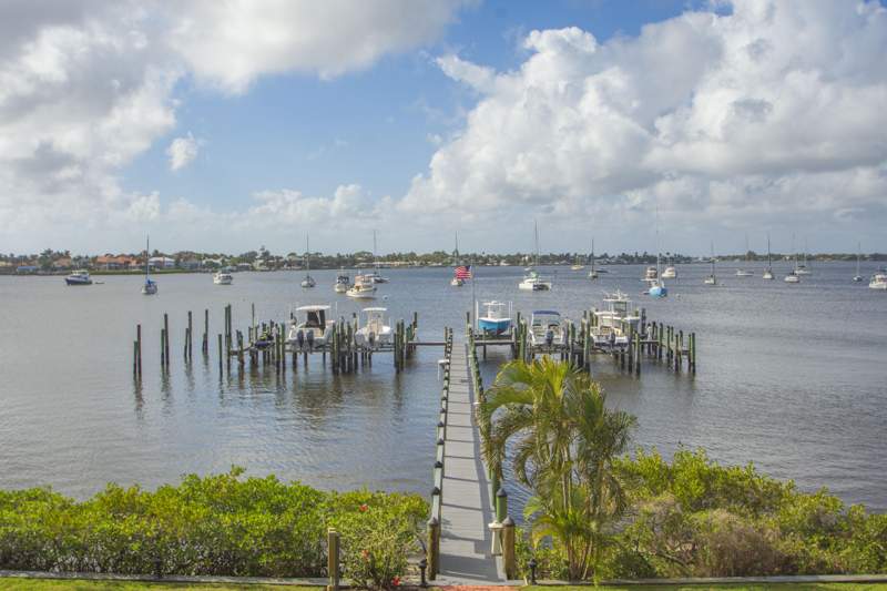 2 bedroom Condominium at 624 SW St. Lucie Crescent #206, Edgewater Villas, Stuart — photo 2