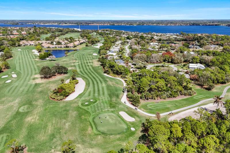 3 bedroom Single Family Residence at 2201 NW Seagrass Drive, Harbour Ridge Yacht & Country Club - Fairway Village, Palm City — photo 4