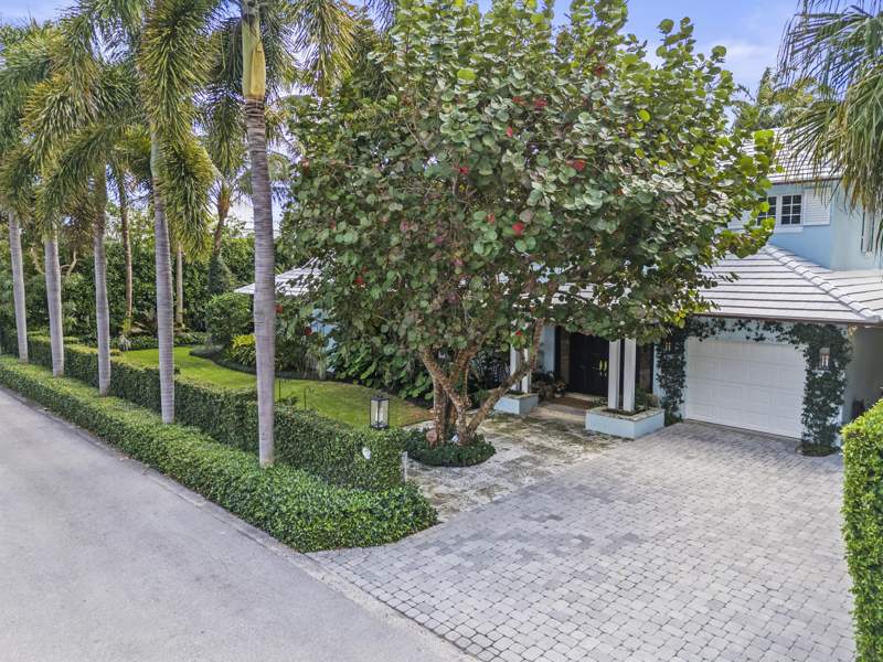 5 bedroom Single Family Residence at 156 Dolphin Road, North Shore, Palm Beach — photo 3