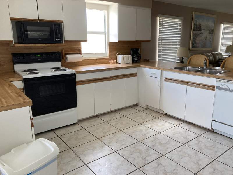 2 bedroom Half Duplex at 103B Gulfwinds Ln, Sea-Air Estates (52.0), Marathon — photo 4