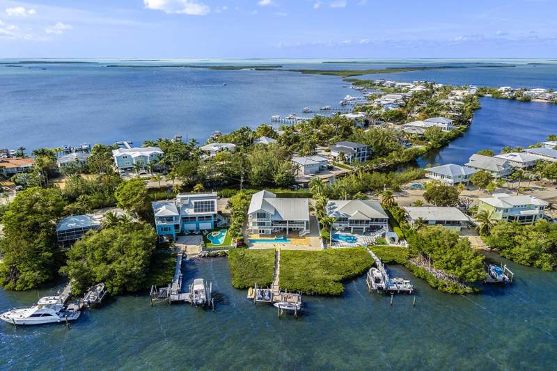 5 bedroom Single Family Residence at 21 Mutiny Place, Buccaneer Point (98.0), Key Largo — photo 2
