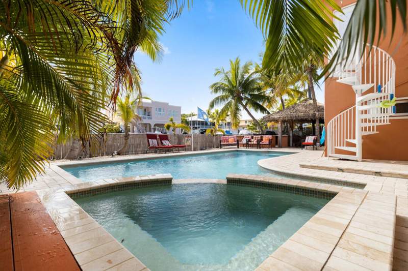 5 bedroom Single Family Residence at 23 S Exuma Road, Ocean Isle Estates (106.0), Key Largo — photo 3