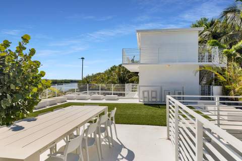 98701 Overseas Highway, Key Largo FL - photo 22 of 47